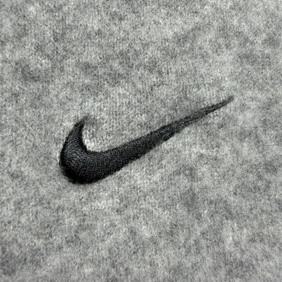 Nike Cashmere Sweater Men's M Gray Crewneck Custom Athlete Luxury Minimalist - Picture 4 of 9